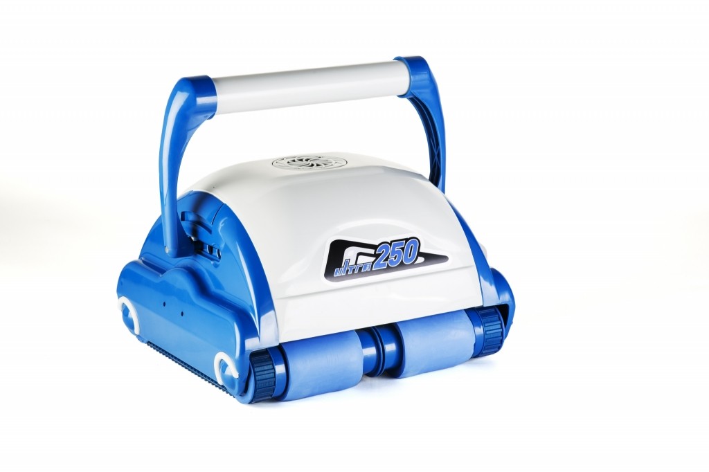 Robot limpiafondos AstralPool ultra 250 piscina pública