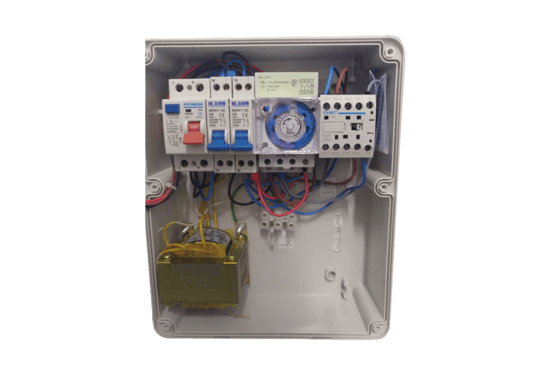 Cuadro eléctrico maniobra filtración e iluminación transformador 100W - Imagen 2